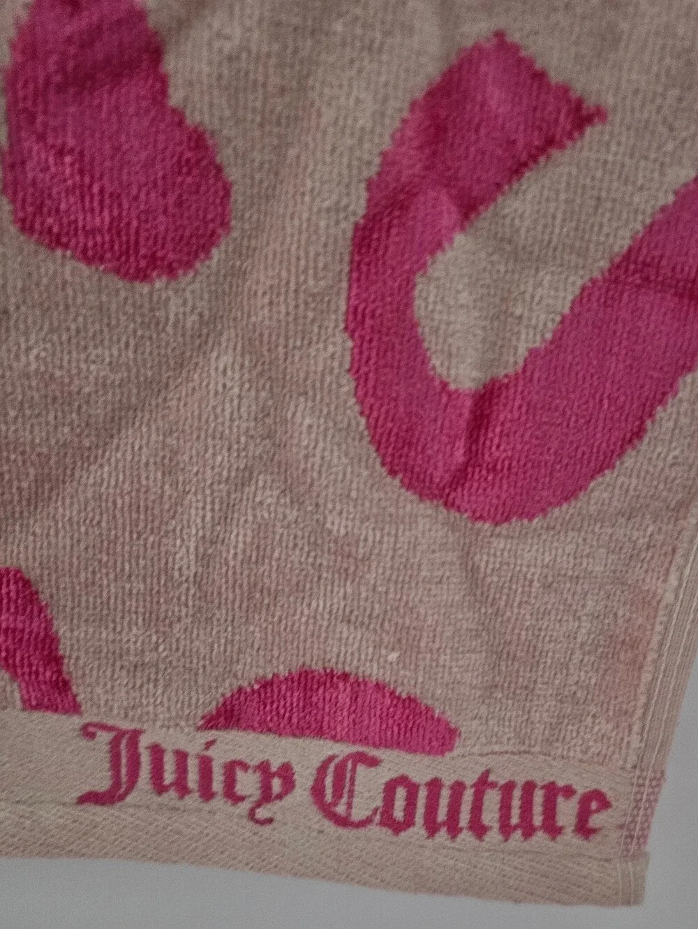 NWT Cream & Bright Pink Juicy Couture 4 Piece Bath/Hand Towel Set! Bows Hearts!